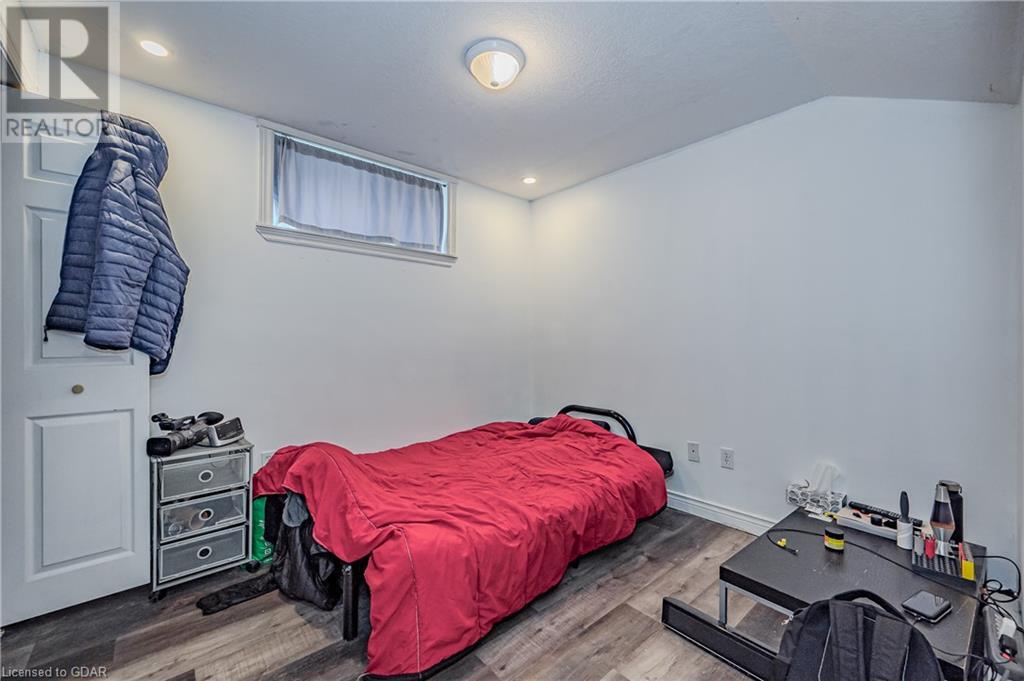 Image of property at 16 SPEEDVALE Avenue W