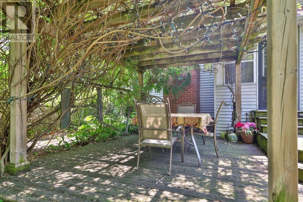 Image of property at 335 MAPLE Avenue