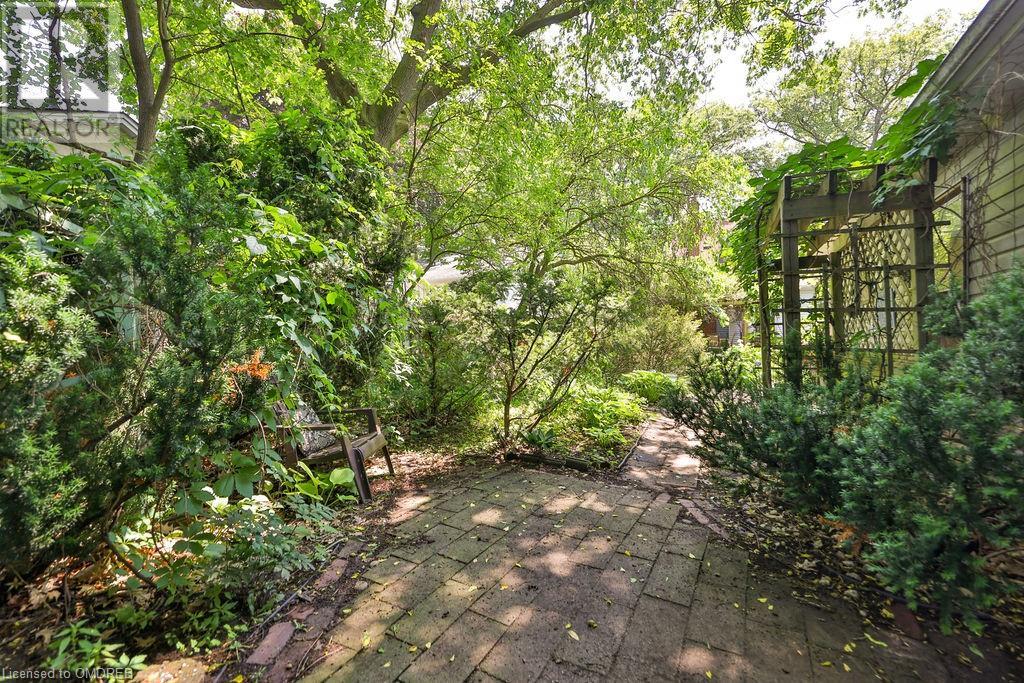 Image of property at 335 MAPLE Avenue