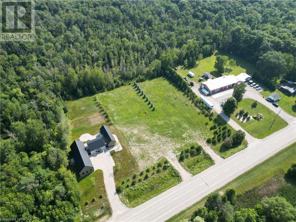 35163 Bayfield Road, Central Huron, Ontario  N0M 1G0 - Photo 9 - 40624060