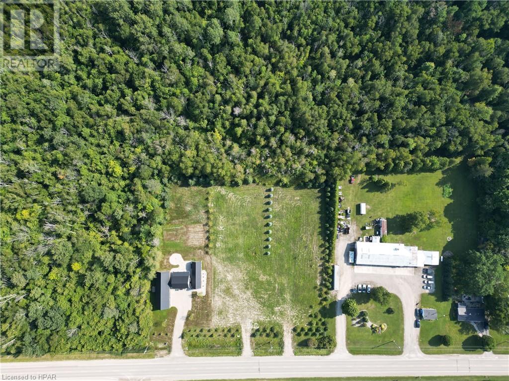 35163 Bayfield Road, Central Huron, Ontario  N0M 1G0 - Photo 10 - 40624060