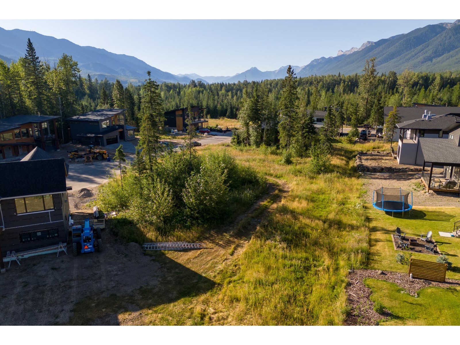 5 Huckleberry Place, Fernie, British Columbia  V0B 1M1 - Photo 7 - 2478798