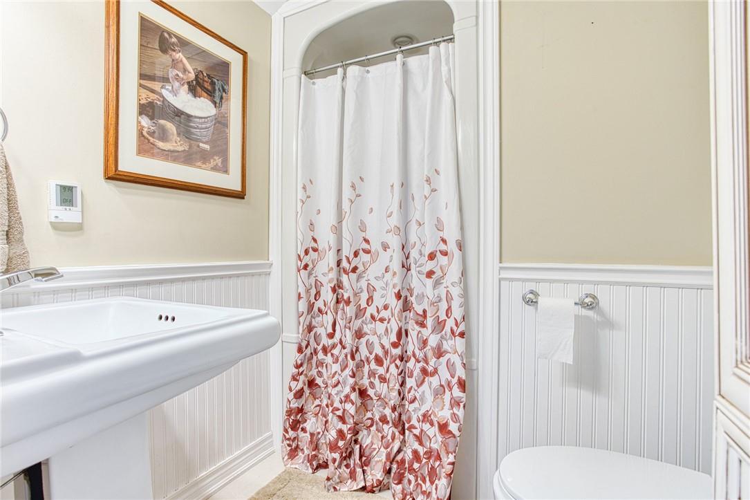 Image of property at 341 Main Street W