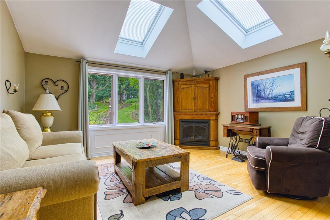 Image of property at 341 Main Street W