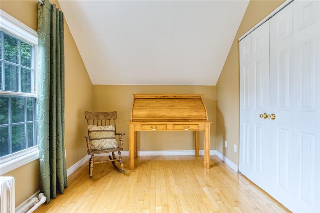 Image of property at 341 Main Street W