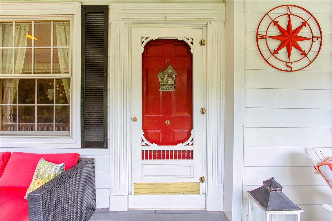 Image of property at 341 Main Street W