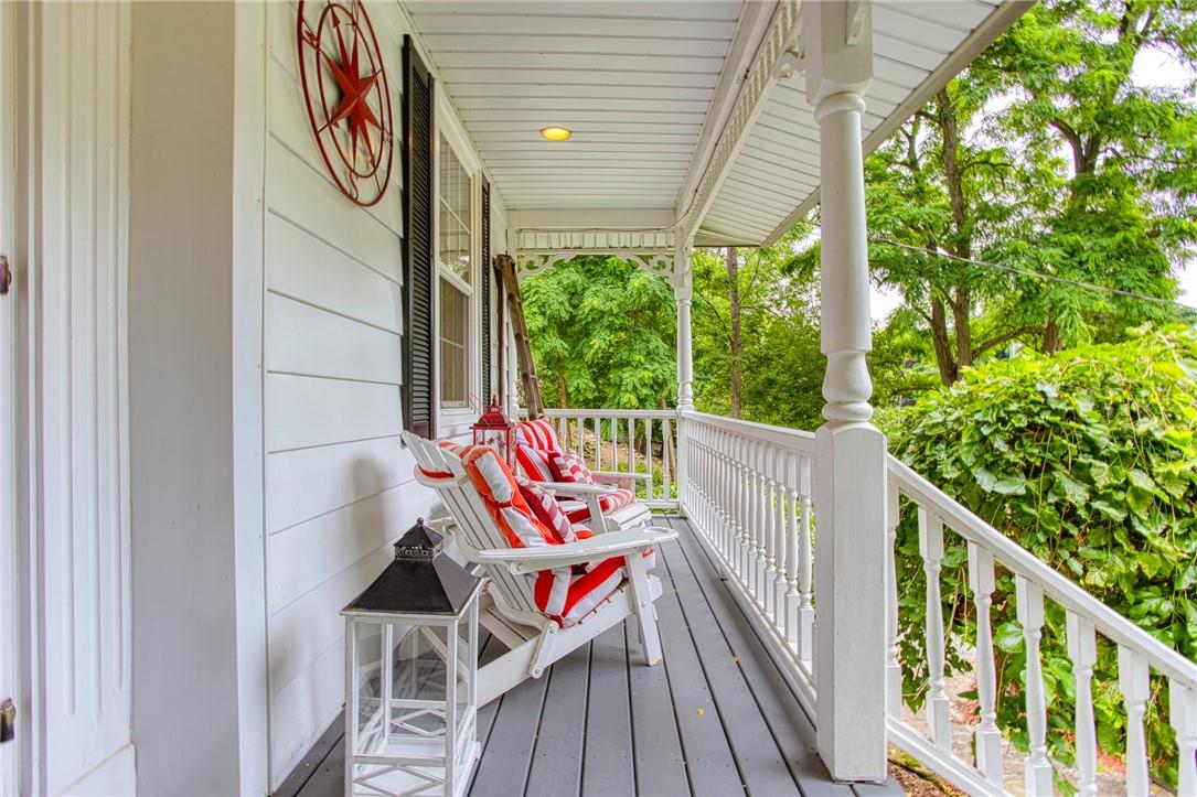 Image of property at 341 Main Street W