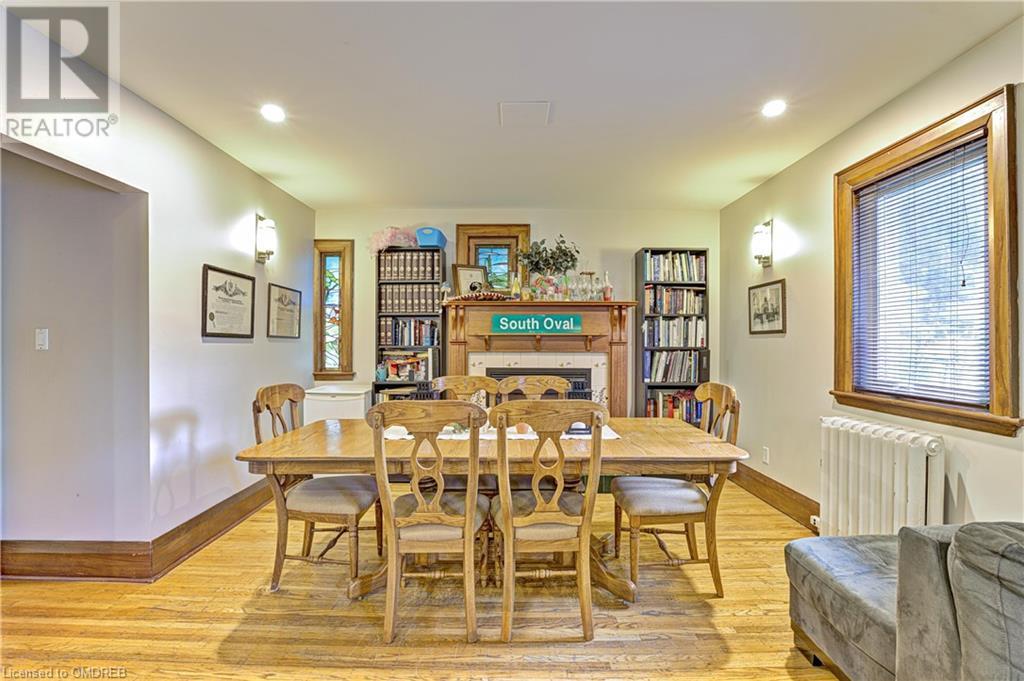 Image of property at 34 SOUTH OVAL