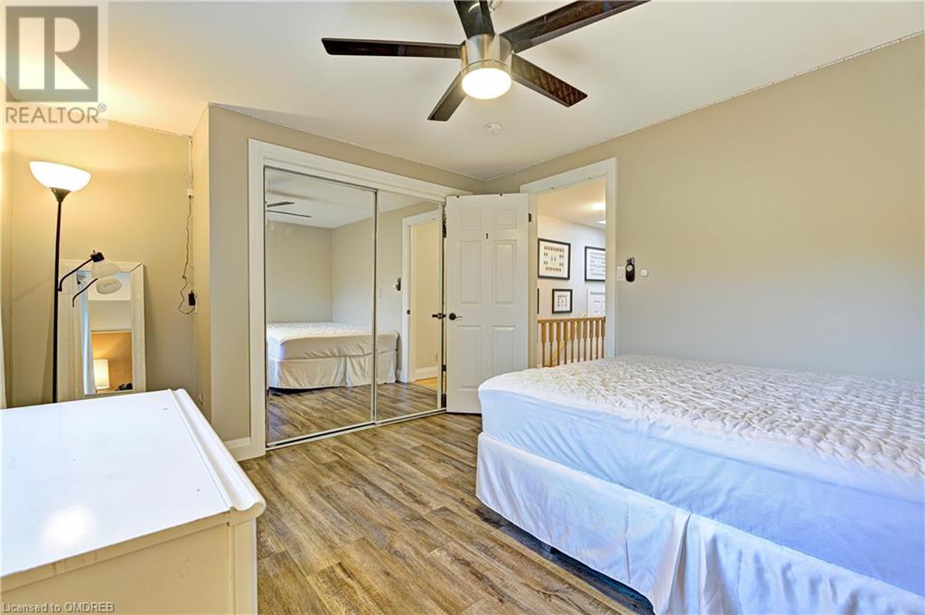 Image of property at 34 SOUTH OVAL