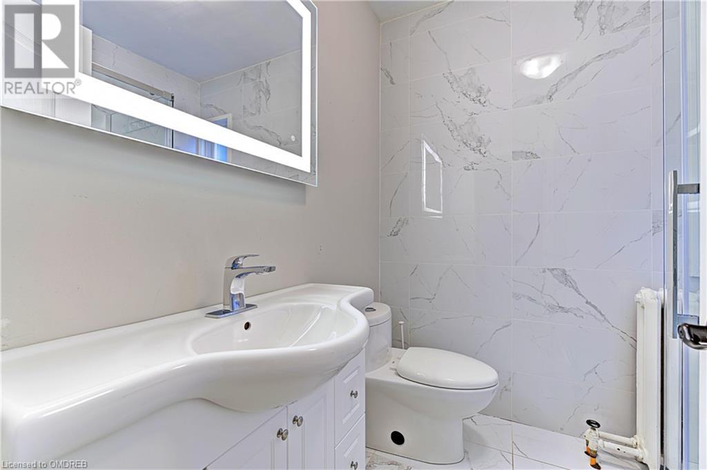 Image of property at 34 SOUTH OVAL