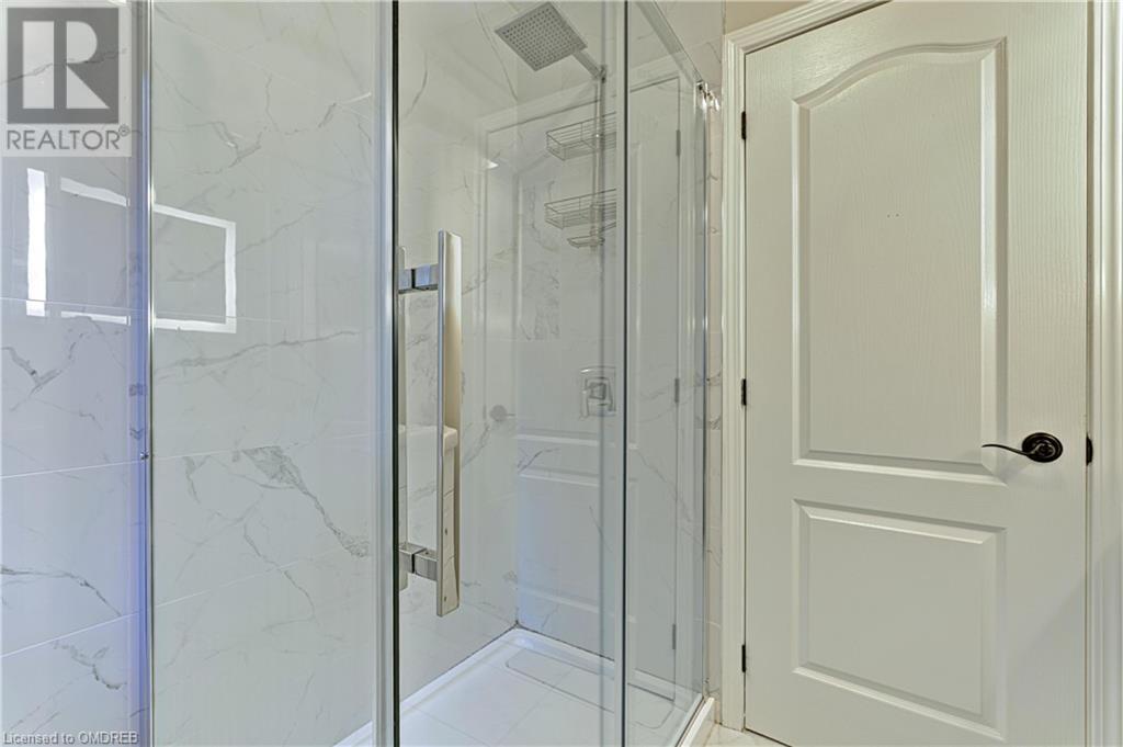 Image of property at 34 SOUTH OVAL