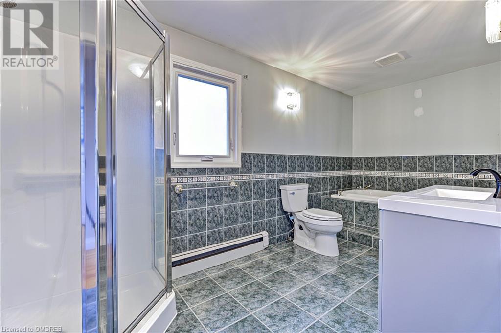 Image of property at 34 SOUTH OVAL