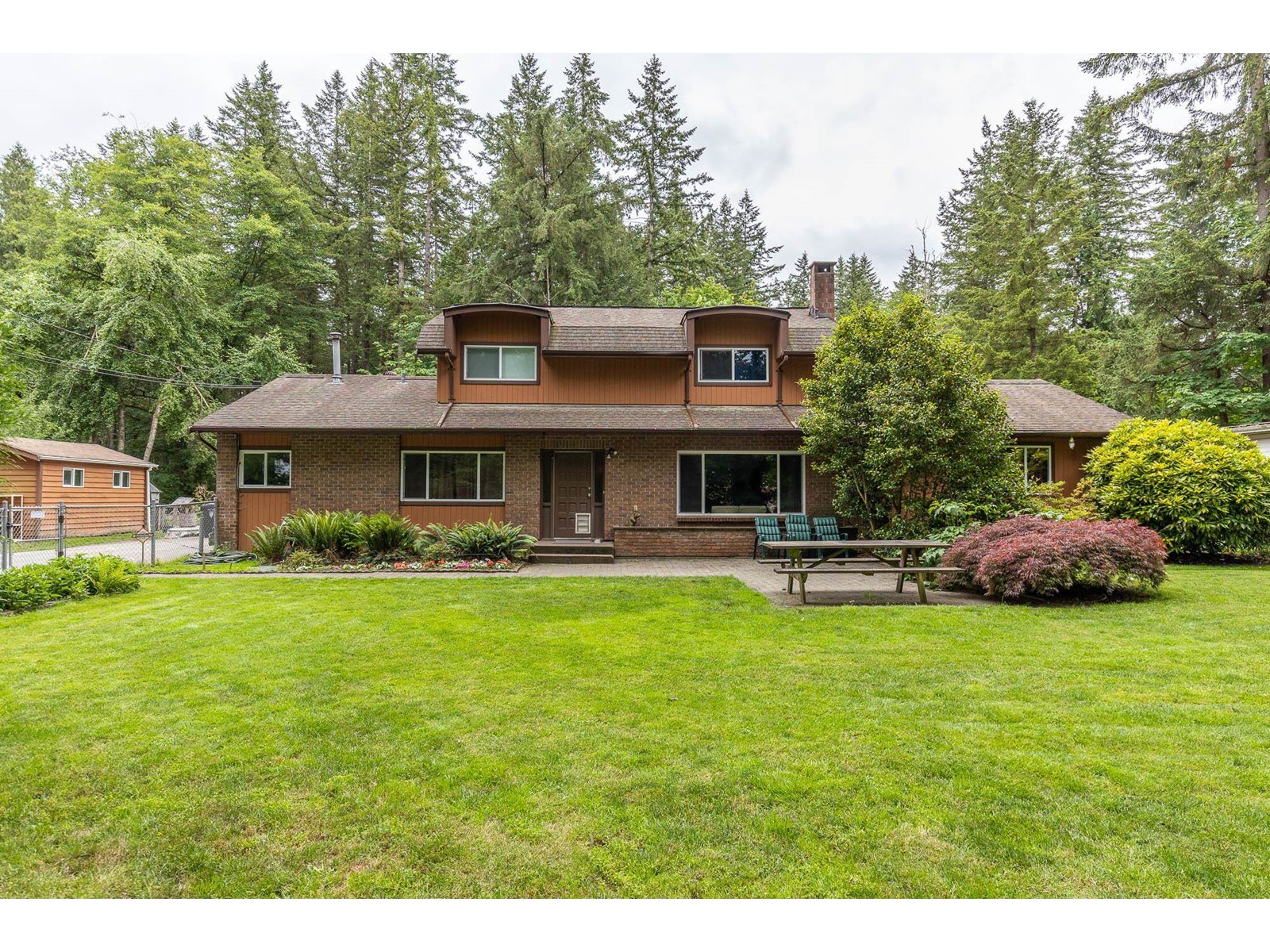 Property at 20210 27 AVENUE image 4