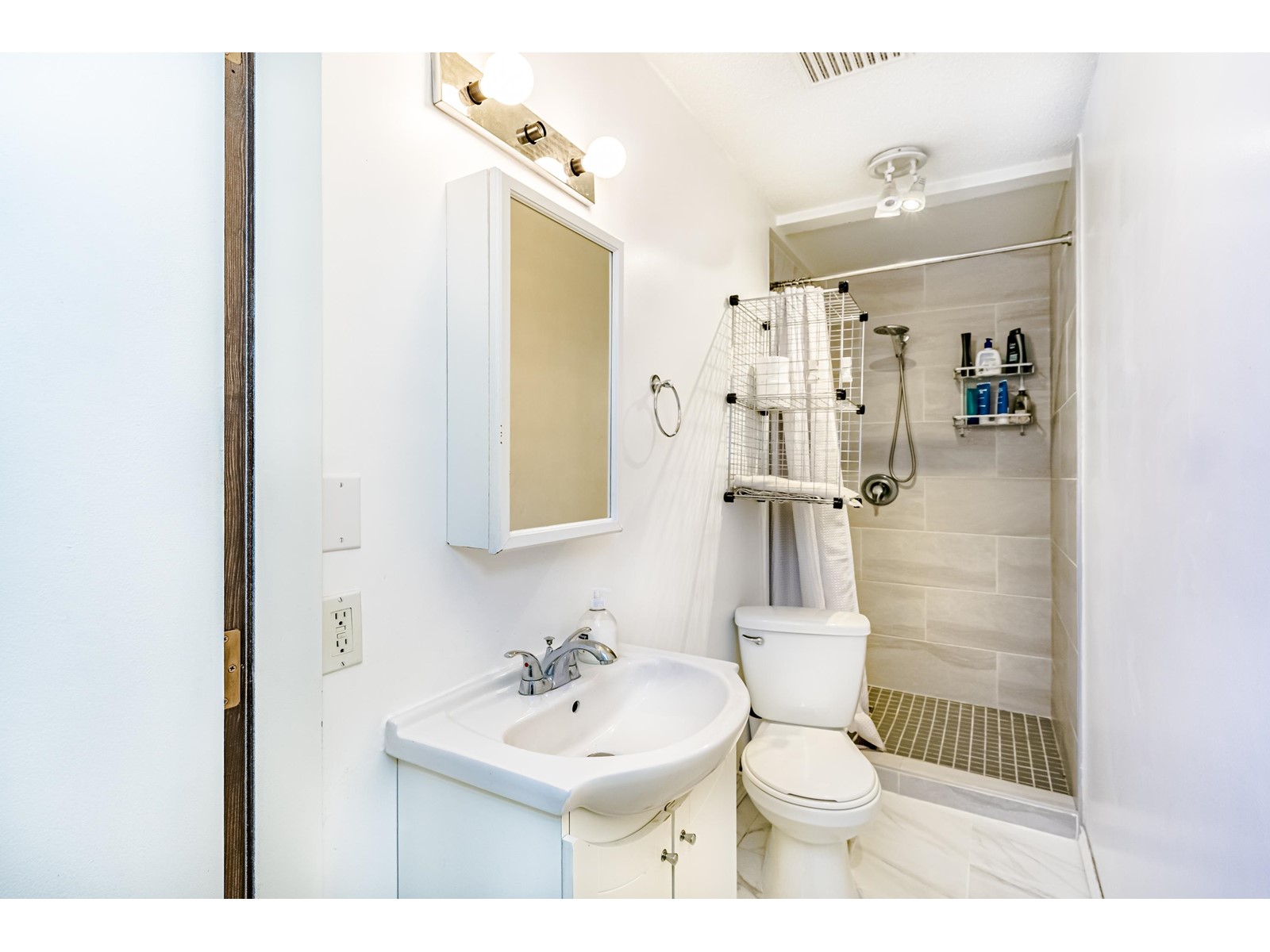 20210 27 Avenue, Langley, British Columbia  V2Z 1X3 - Photo 21 - R2911937