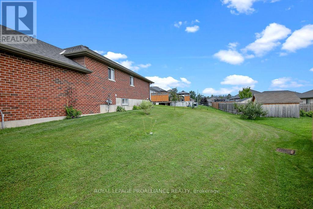 4 Ashwood Crescent, Quinte West, Ontario  K0K 2C0 - Photo 35 - X9242991