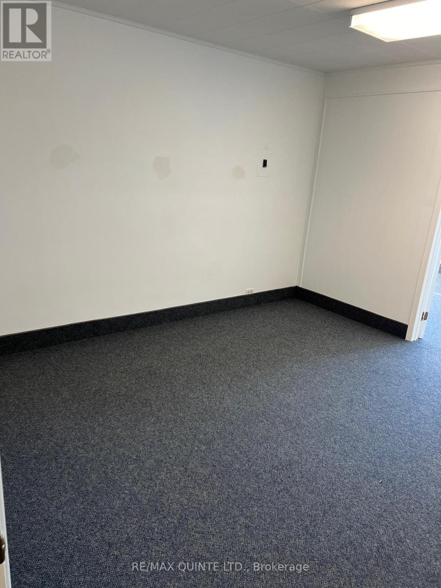 1 - 74 Dundas Street W, Quinte West, Ontario  K8V 3P3 - Photo 3 - X9243047