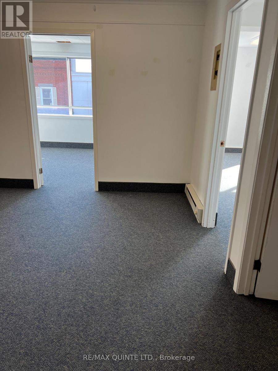 1 - 74 Dundas Street W, Quinte West, Ontario  K8V 3P3 - Photo 4 - X9243047