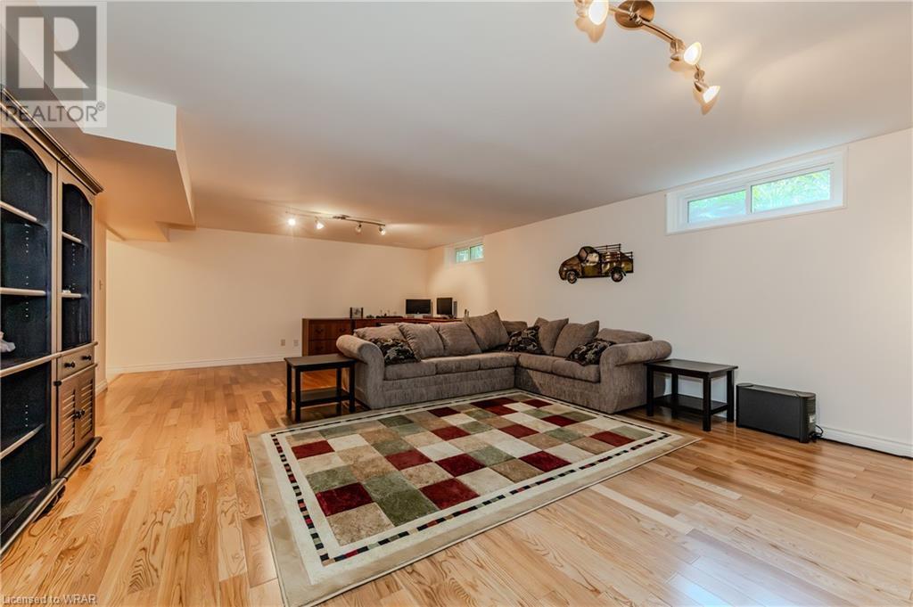 Image of property at 600 STONEBURY Crescent