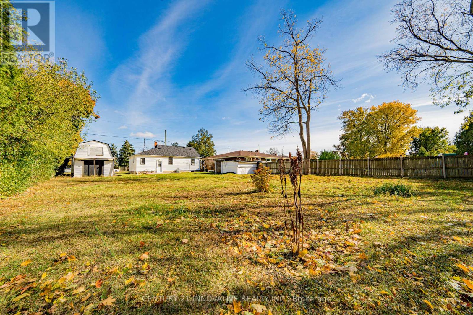 104 Thickson Road, Whitby (Blue Grass Meadows), Ontario  L1N 2C7 - Photo 23 - E9241964