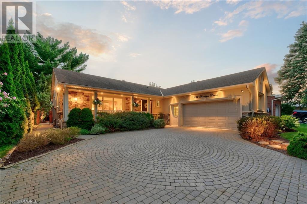 Image of property at 414 ROSSLYN Drive