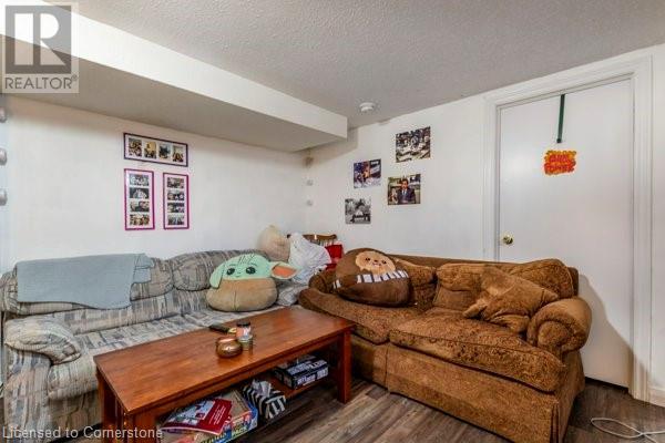 Image of property at 43 HICKORY Street W