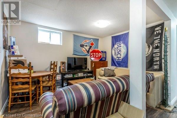 Image of property at 43 HICKORY Street W