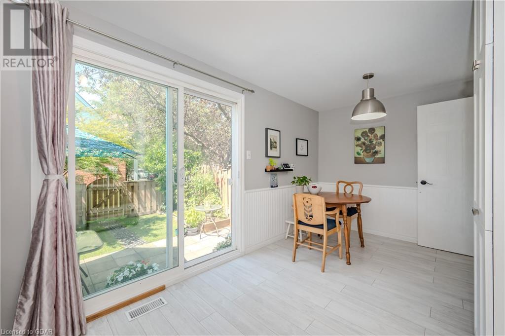 Image of property at 129 VICTORIA Road N Unit# 72