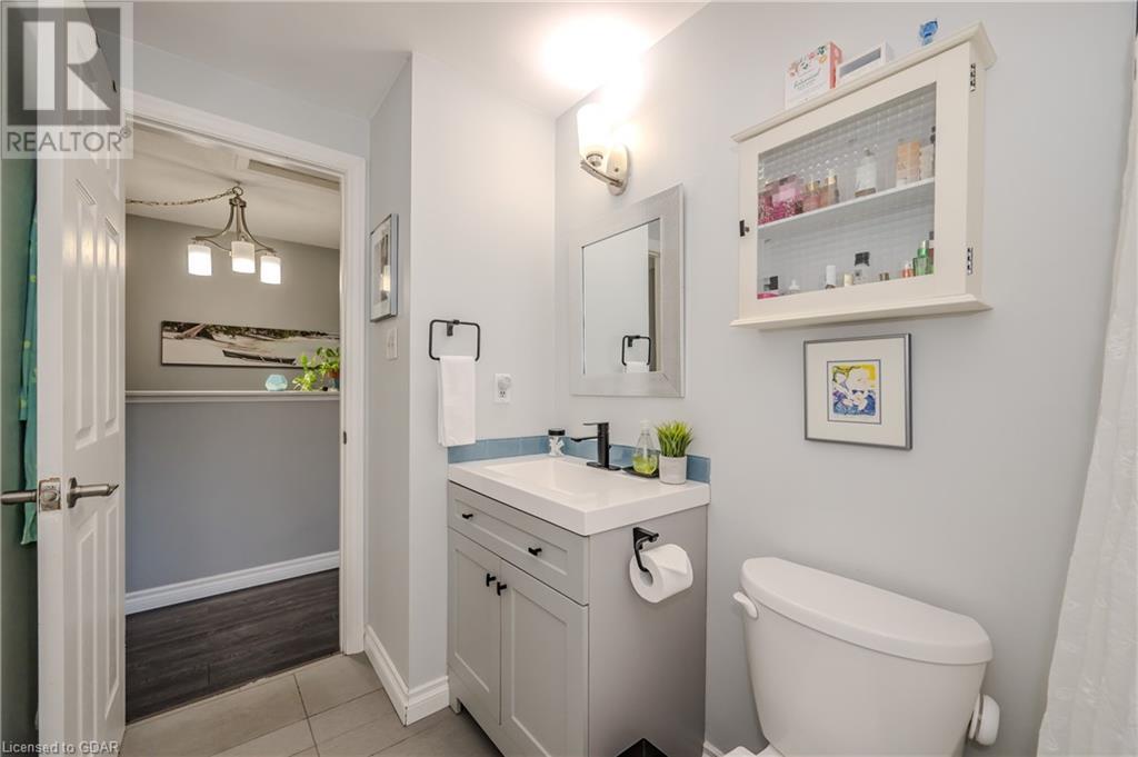 Image of property at 129 VICTORIA Road N Unit# 72