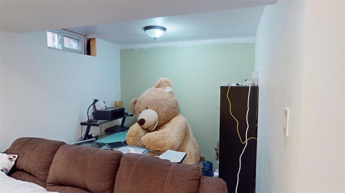 Image of property at 19 Huntsville Street