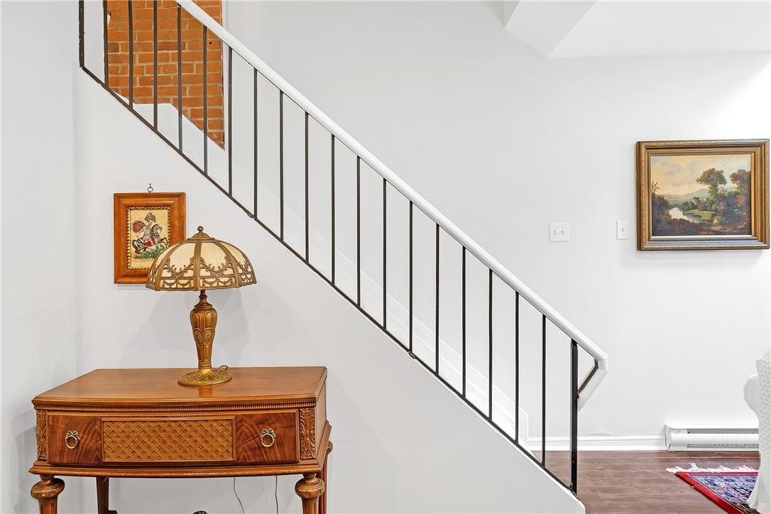 Image of property at 23 MACAULAY Street W|Unit #3