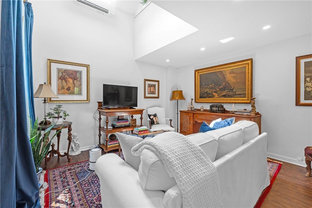 Image of property at 23 MACAULAY Street W|Unit #3