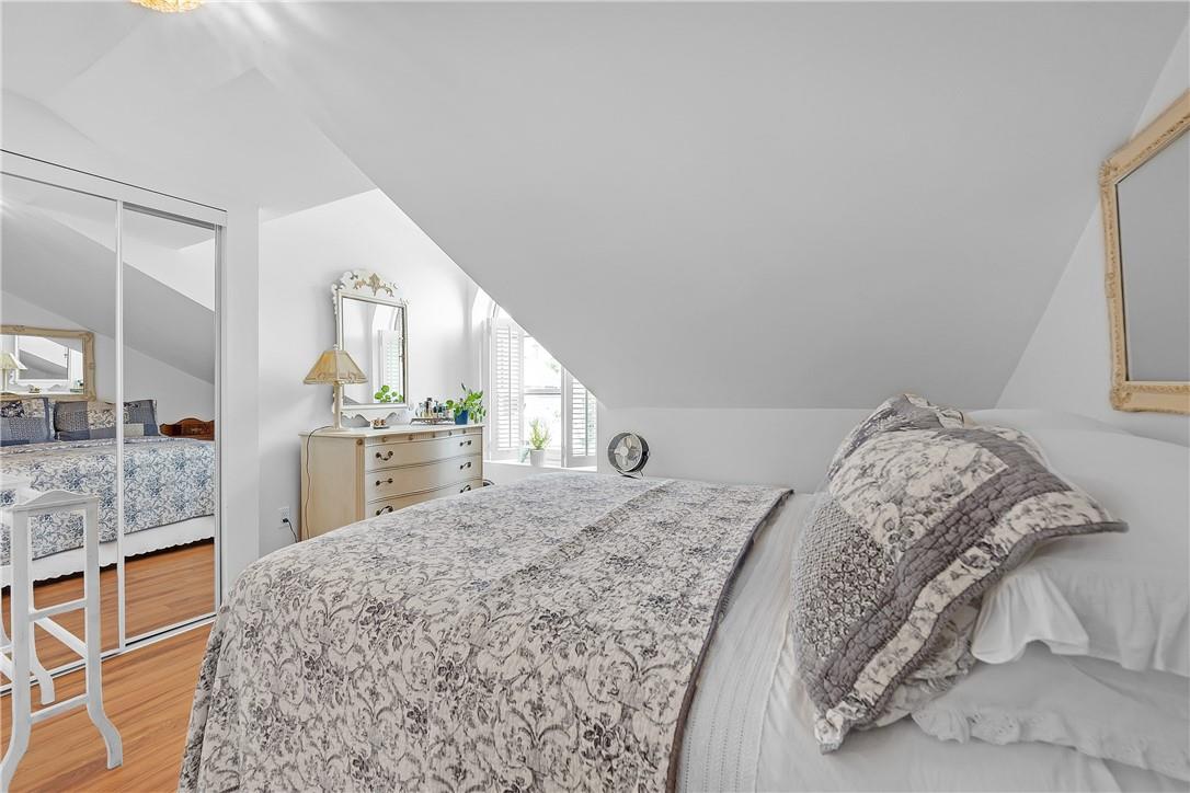 Image of property at 23 MACAULAY Street W|Unit #3