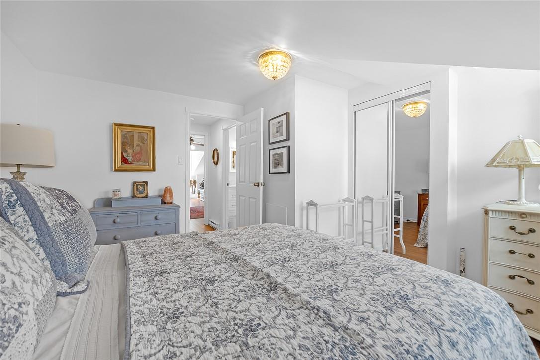 Image of property at 23 MACAULAY Street W|Unit #3