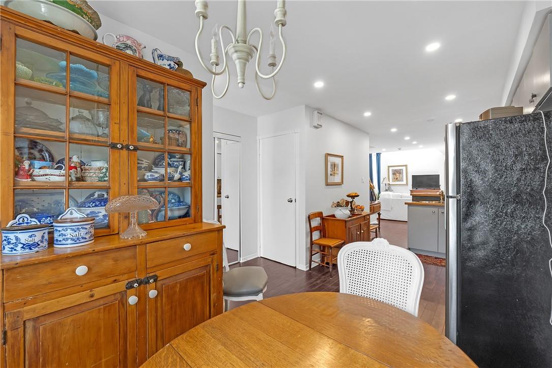 Image of property at 23 MACAULAY Street W|Unit #3