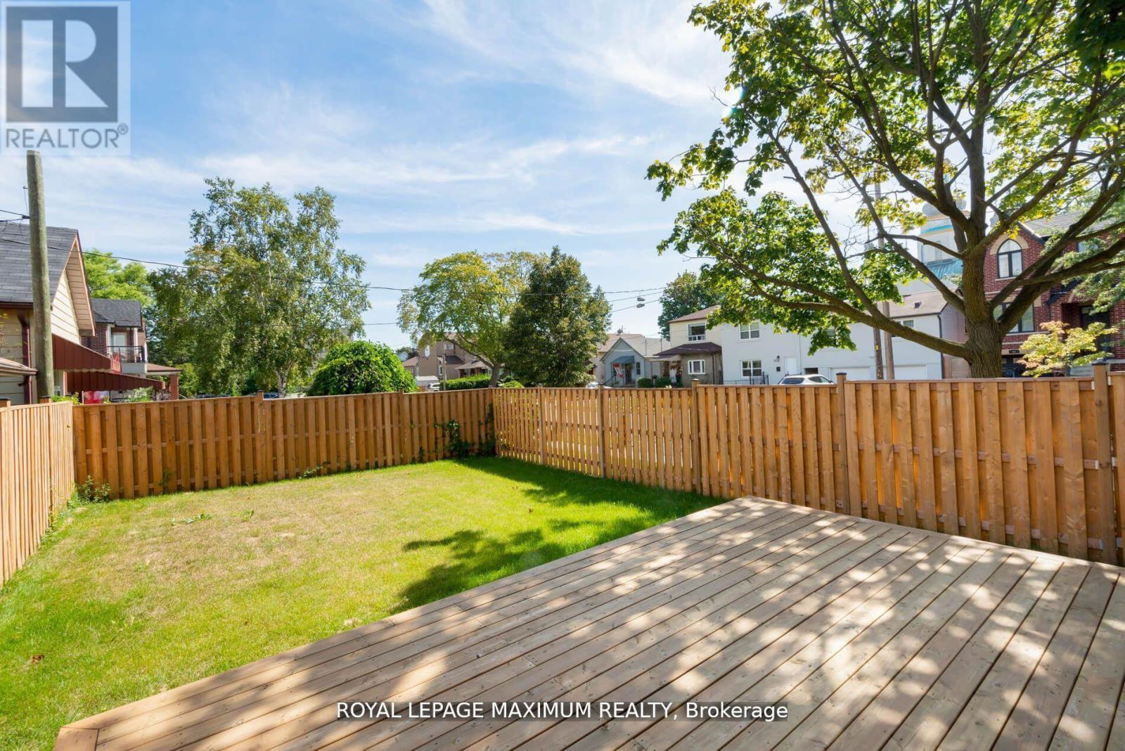 42 Fairfield Avenue, Toronto (Long Branch), Ontario  M8W 1R7 - Photo 40 - W9243500