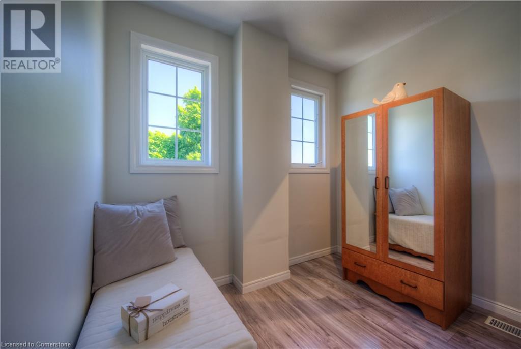 Image of property at 112 KENT Street