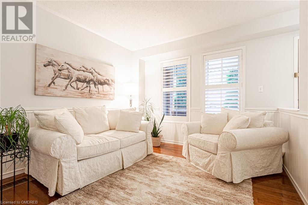 Image of property at 2292 SADDLECREEK Crescent