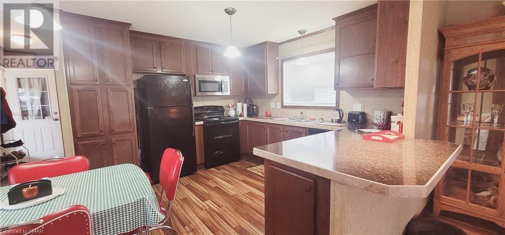 75049 Hensall Road Unit# 7, Huron East, Ontario  N0K 1W0 - Photo 5 - 40630228