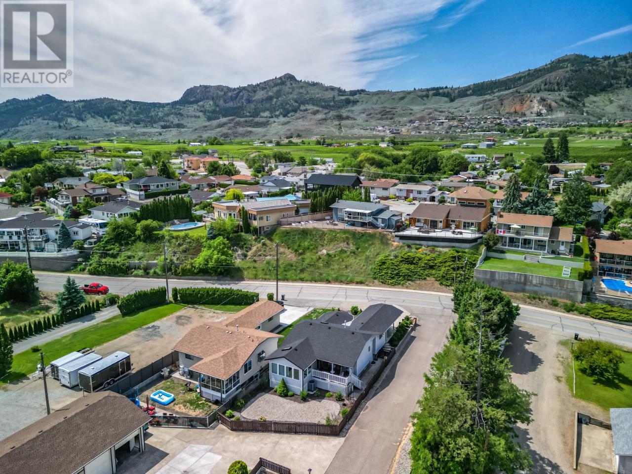 5207 OLEANDER Drive Osoyoos