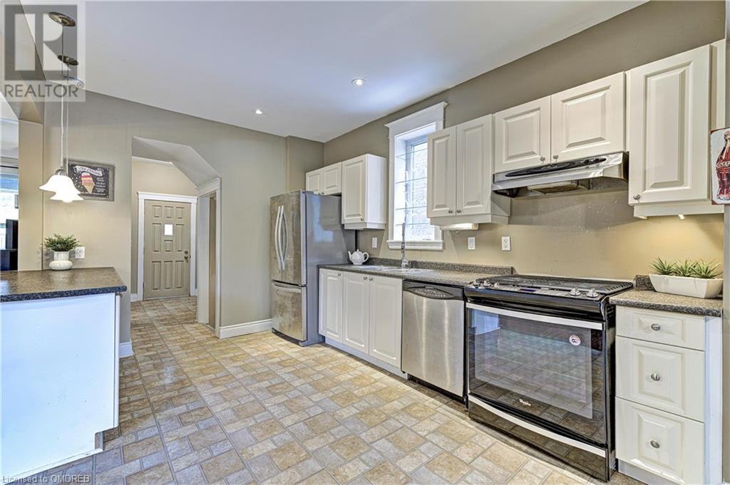 Image of property at 151 CAVELL Avenue