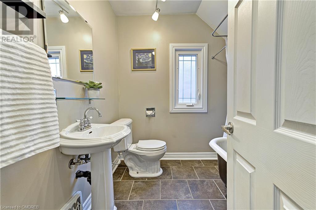 Image of property at 151 CAVELL Avenue