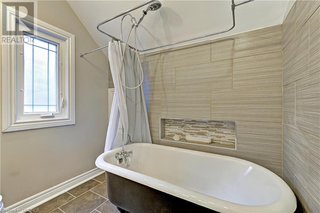 Image of property at 151 CAVELL Avenue