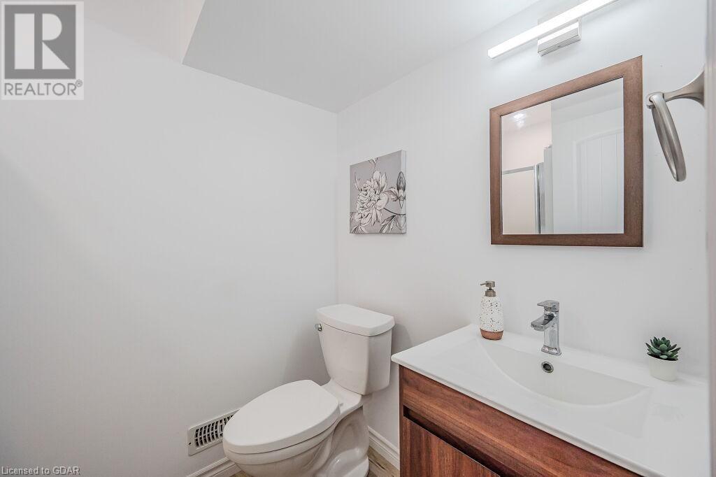 Image of property at 27 ARLINGTON Crescent