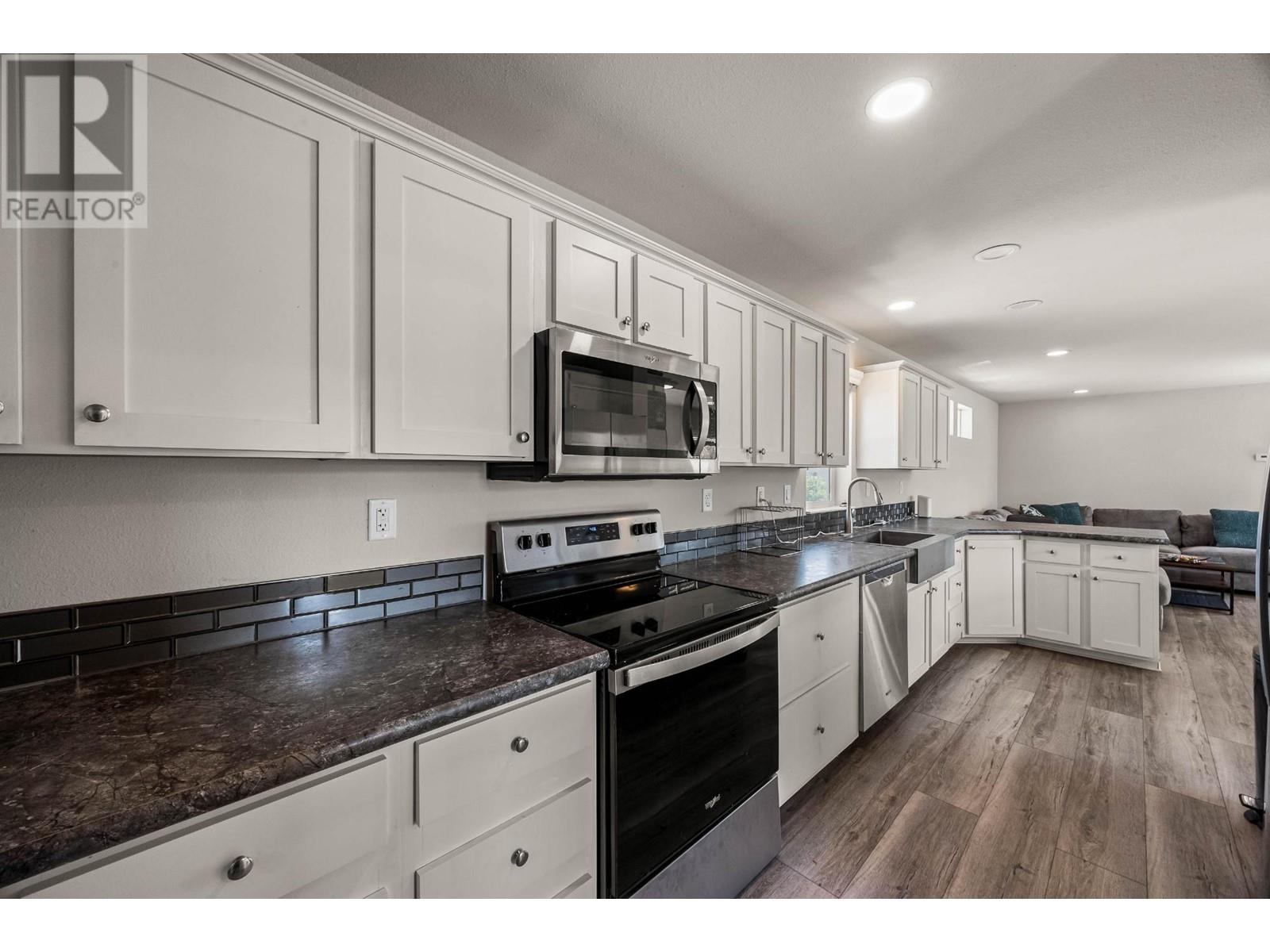 70-771 Athabasca Street E, Kamloops, British Columbia  V2C 1C8 - Photo 6 - 180075