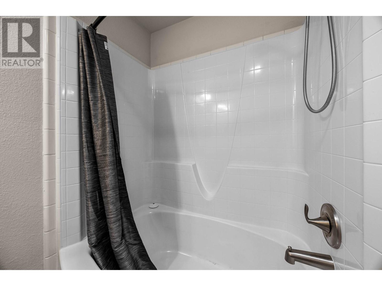 70-771 Athabasca Street E, Kamloops, British Columbia  V2C 1C8 - Photo 9 - 180075