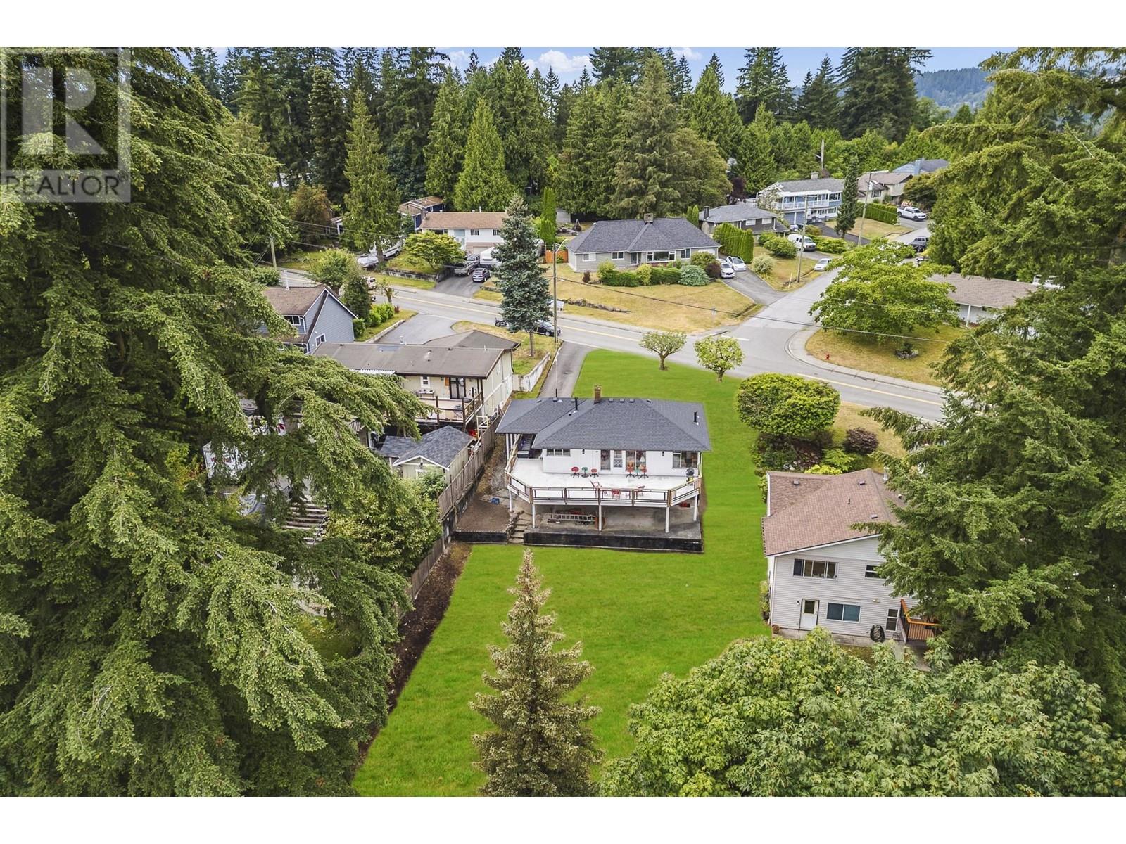 1733 Eastern Drive, Port Coquitlam, British Columbia  V3C 2T5 - Photo 3 - R2912204