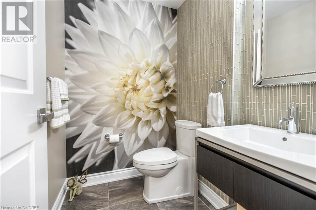 Image of property at 3500 LAKESHORE Road W Unit# 215