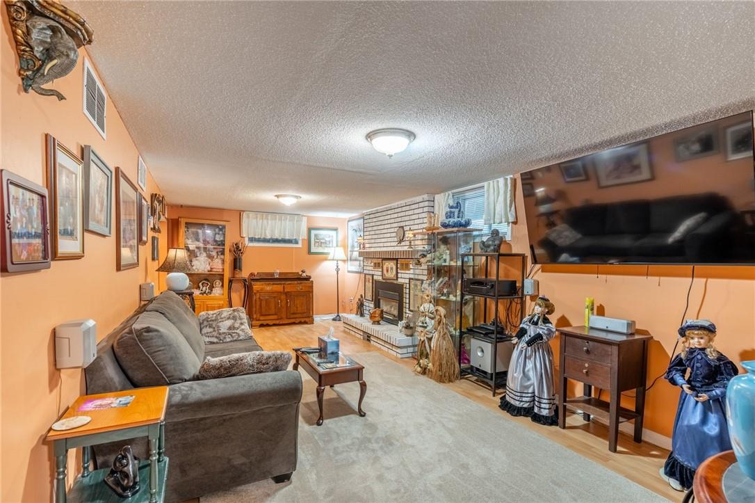 Image of property at 12 LYNWOOD Drive