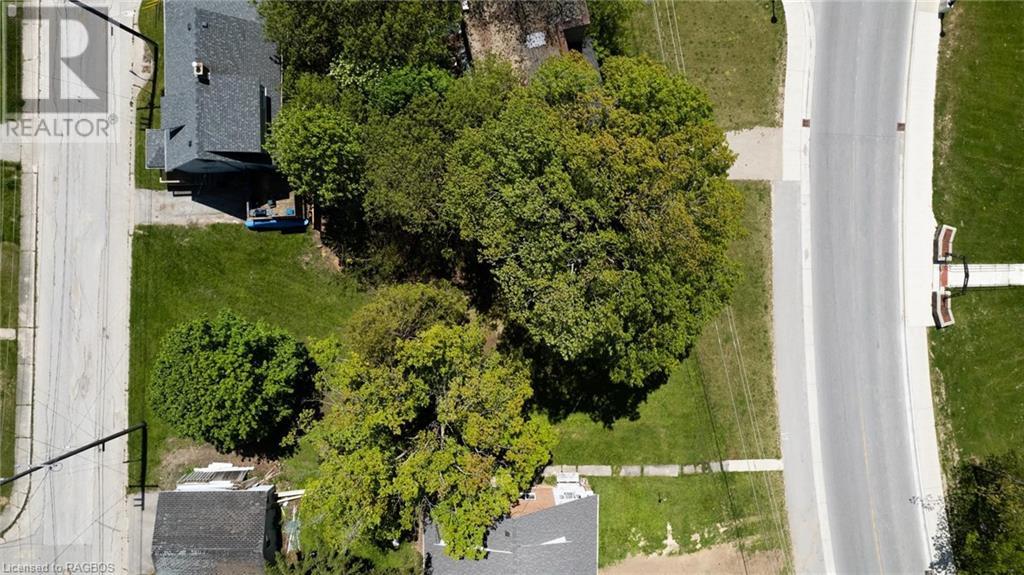 37 1st Ave N, Chesley, Ontario  N0G 1L0 - Photo 1 - 40627735