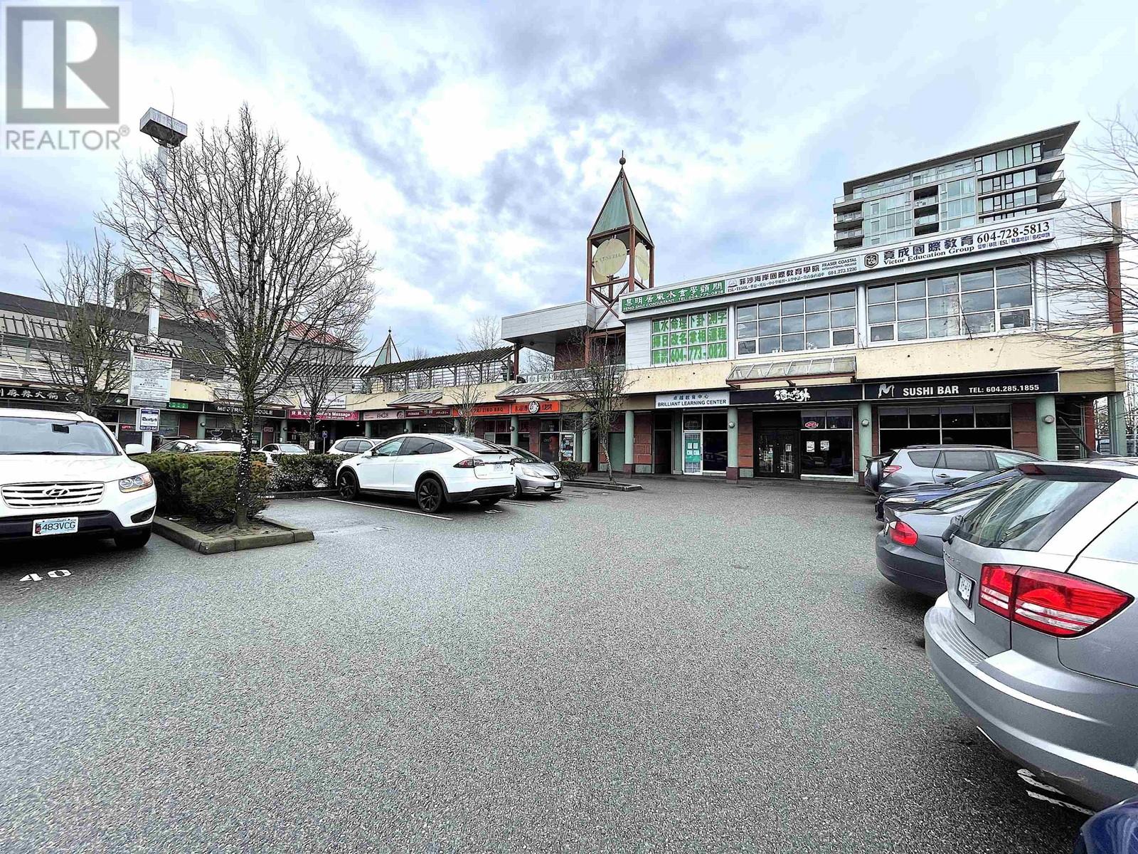 Listing Picture 14 of 19 : 1135 8580 ALEXANDRA ROAD, Richmond / 烈治文 - 魯藝地產 Yvonne Lu Group - MLS Medallion Club Member